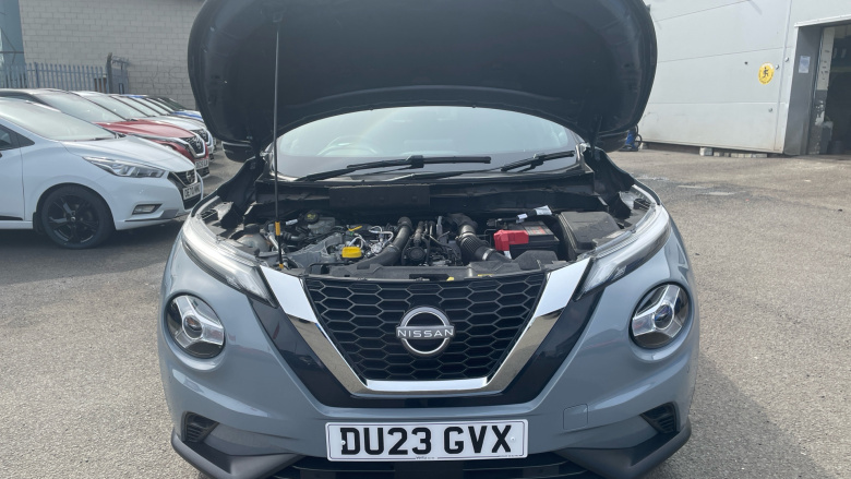 Nissan Juke 1.0 DiG-T 114 N-Connecta 5dr Petrol Hatchback